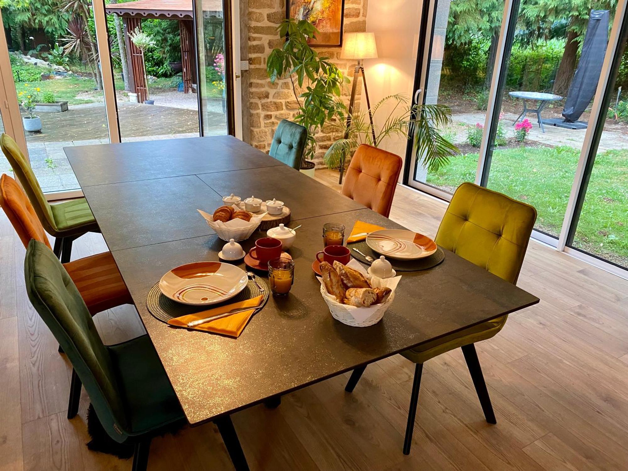 Domaine De Montloue - Relais Bien-Etre Hotel Mellac Ngoại thất bức ảnh